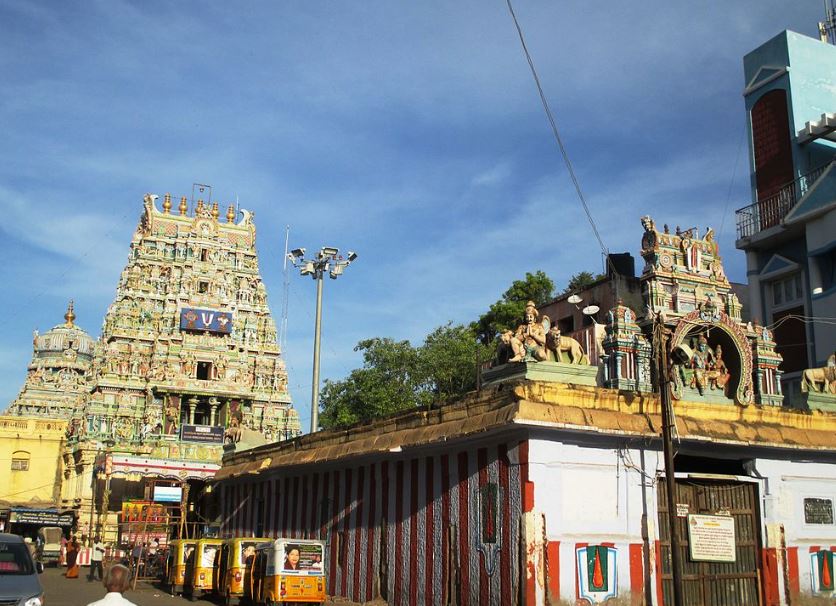 कूडल अझगर मंदिर