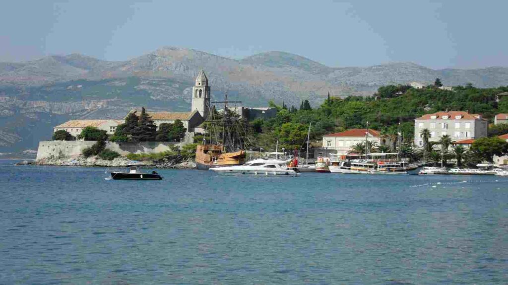 Most Beautiful Island Gems
